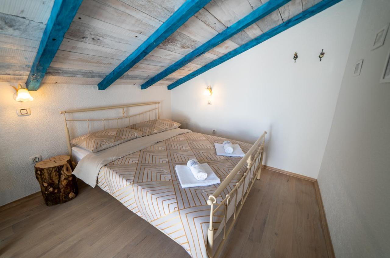 Julijud, Heated Pool, Jacuzzi, Dome And Sauna Brajkovici  Dış mekan fotoğraf
